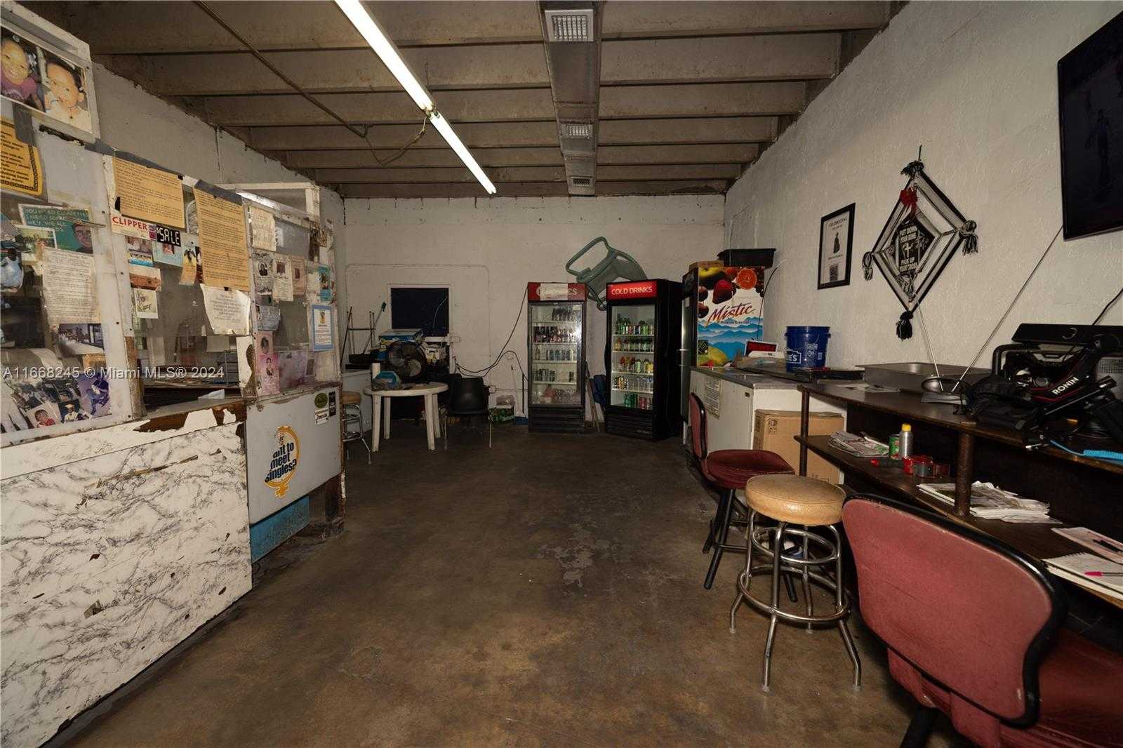 Small Image of 6210 NORTH WEST 22ND AVE, Miami Number 5