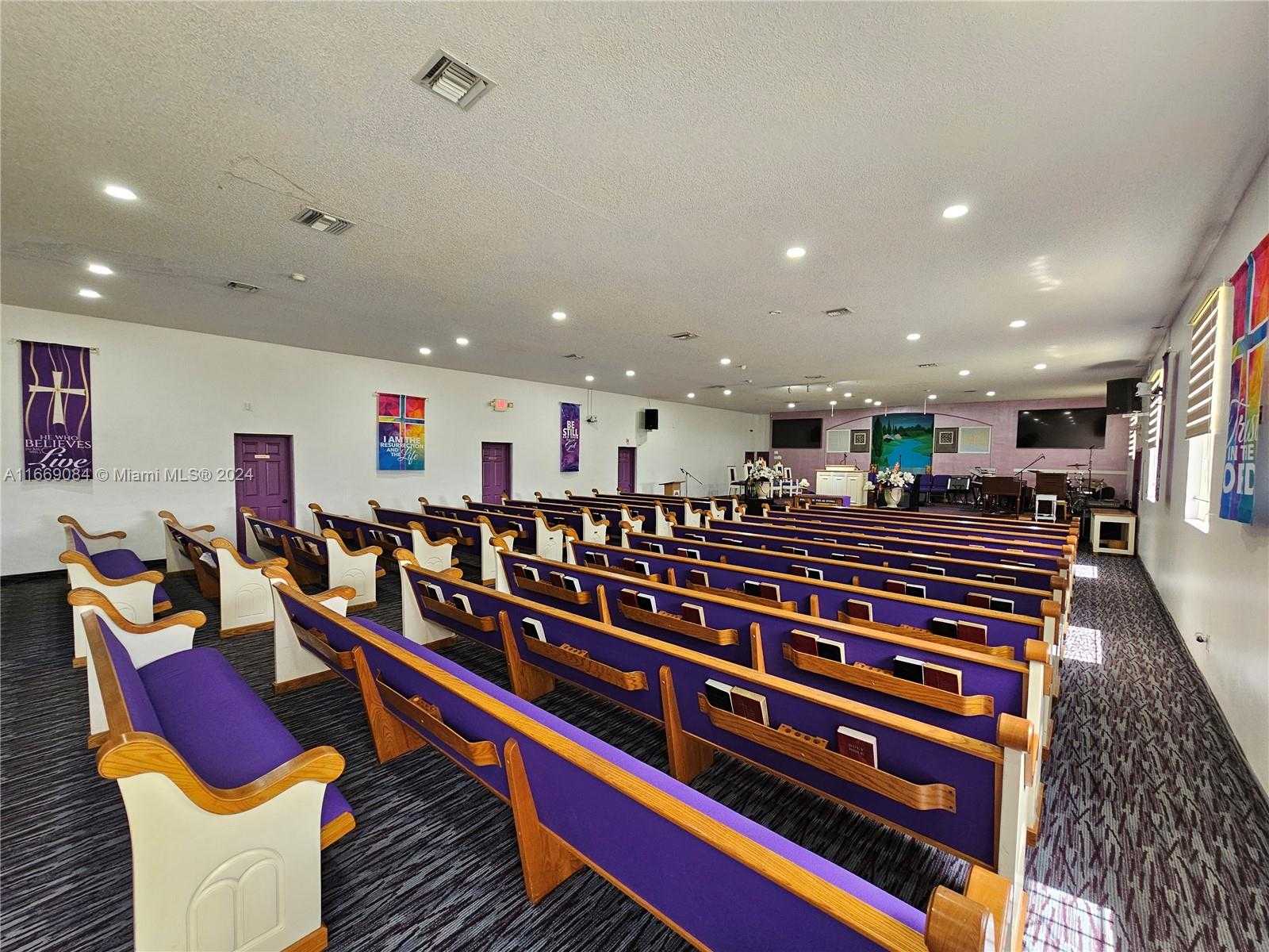 Small Image of 17001 NORTH WEST 20TH AVE, Miami Gardens Number 5