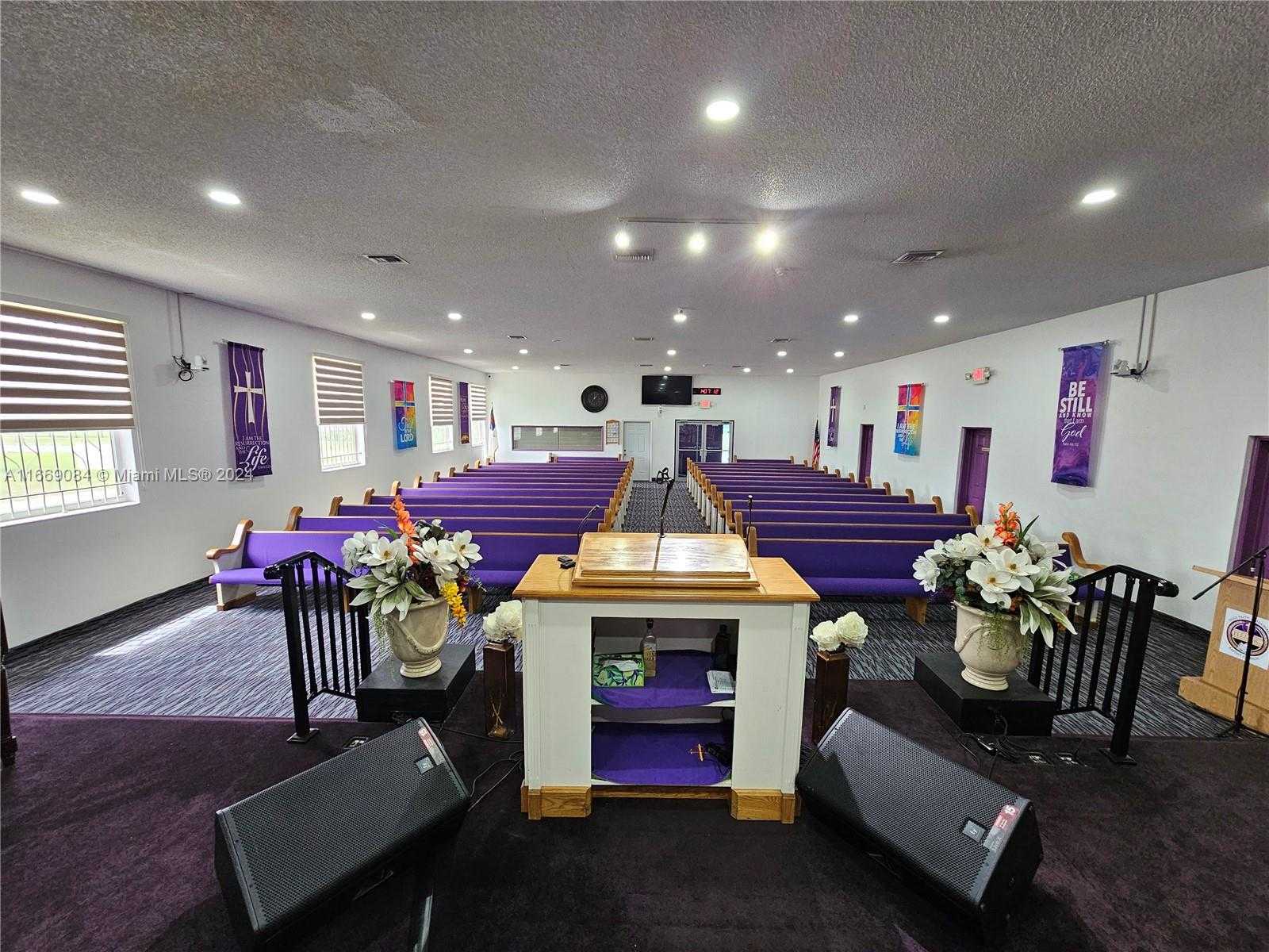Small Image of 17001 NORTH WEST 20TH AVE, Miami Gardens Number 7