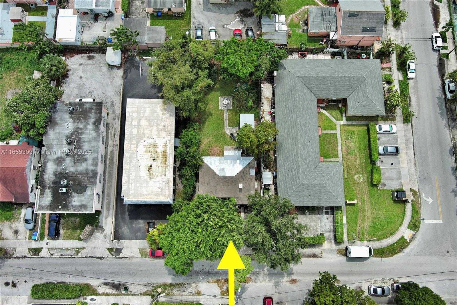 Small Image of 2042 SOUTH WEST 4TH ST, Miami Number 11