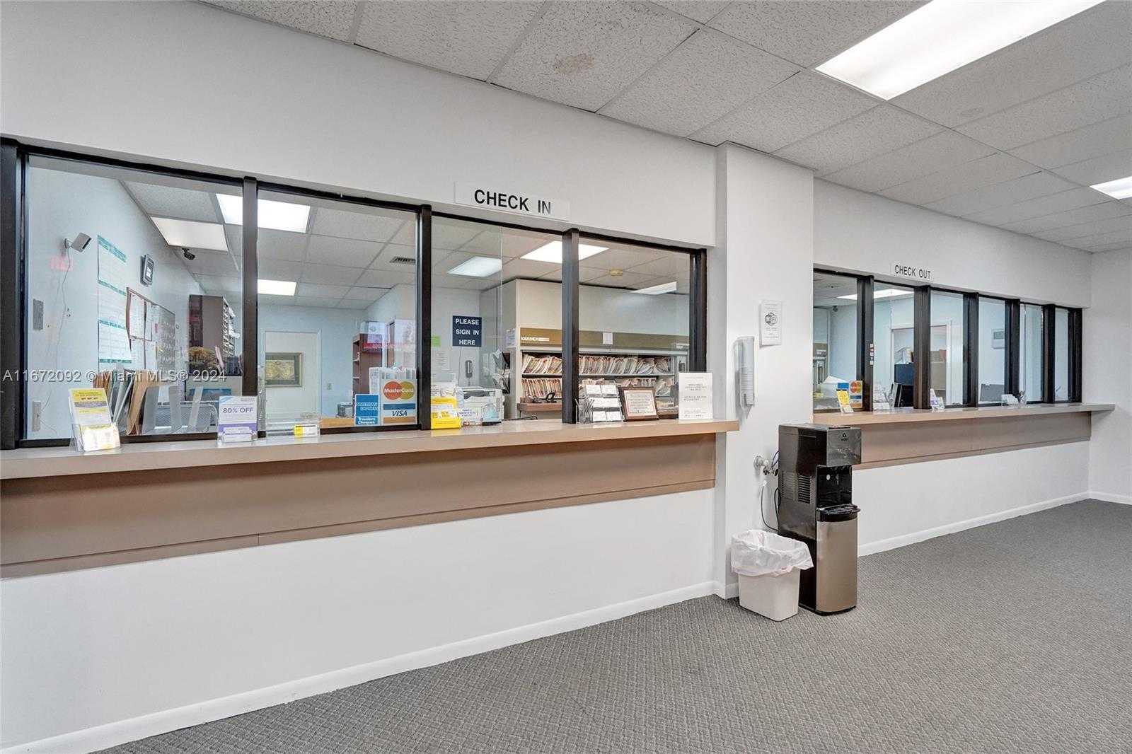 Small Image of 5333 NORTH DIXIE HWY, Oakland Park Number 13