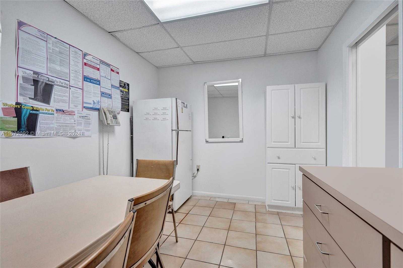 Small Image of 5333 NORTH DIXIE HWY, Oakland Park Number 20