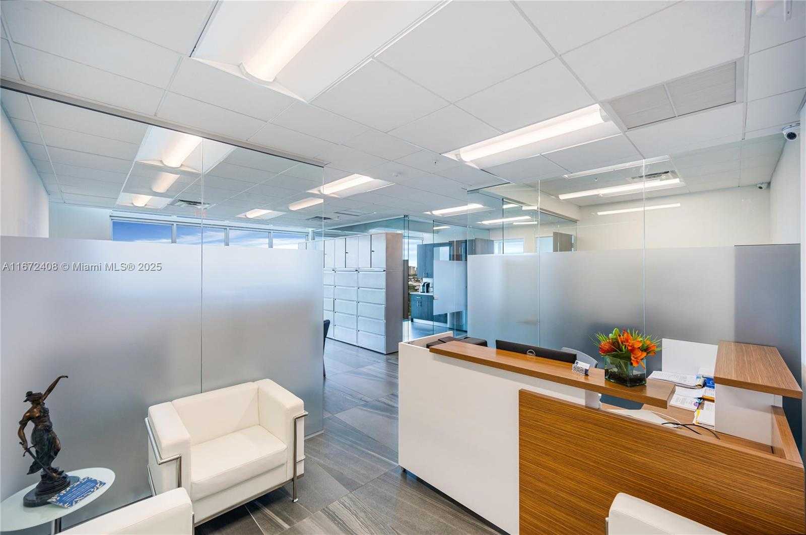 Small Image of 800 SOUTH EAST 4TH AVE #806, Hallandale Beach Number 2