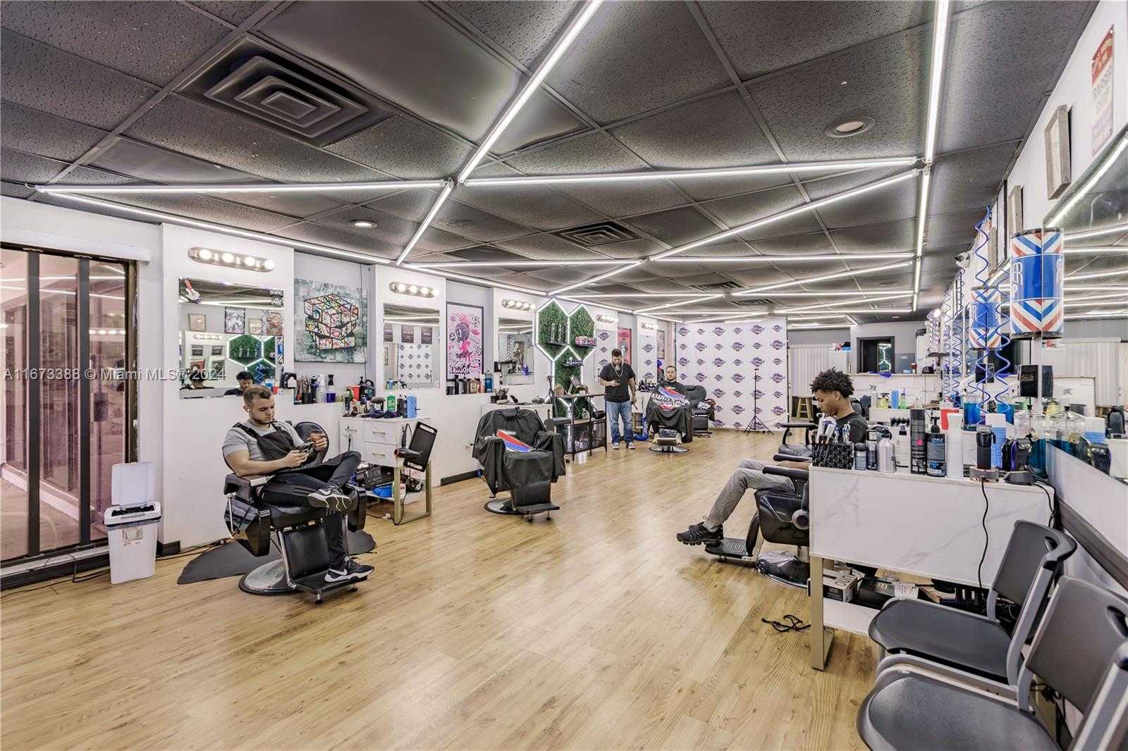 Small Image of 4434 CLEVELAND AVE, Fort Myers Number 10