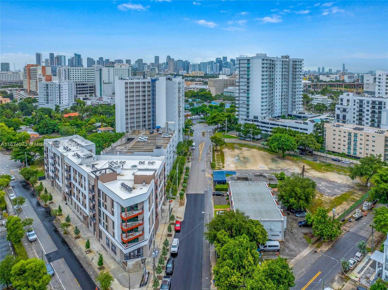 Small Image of 1560 NORTH WEST 15TH ST RD, Miami Number 11