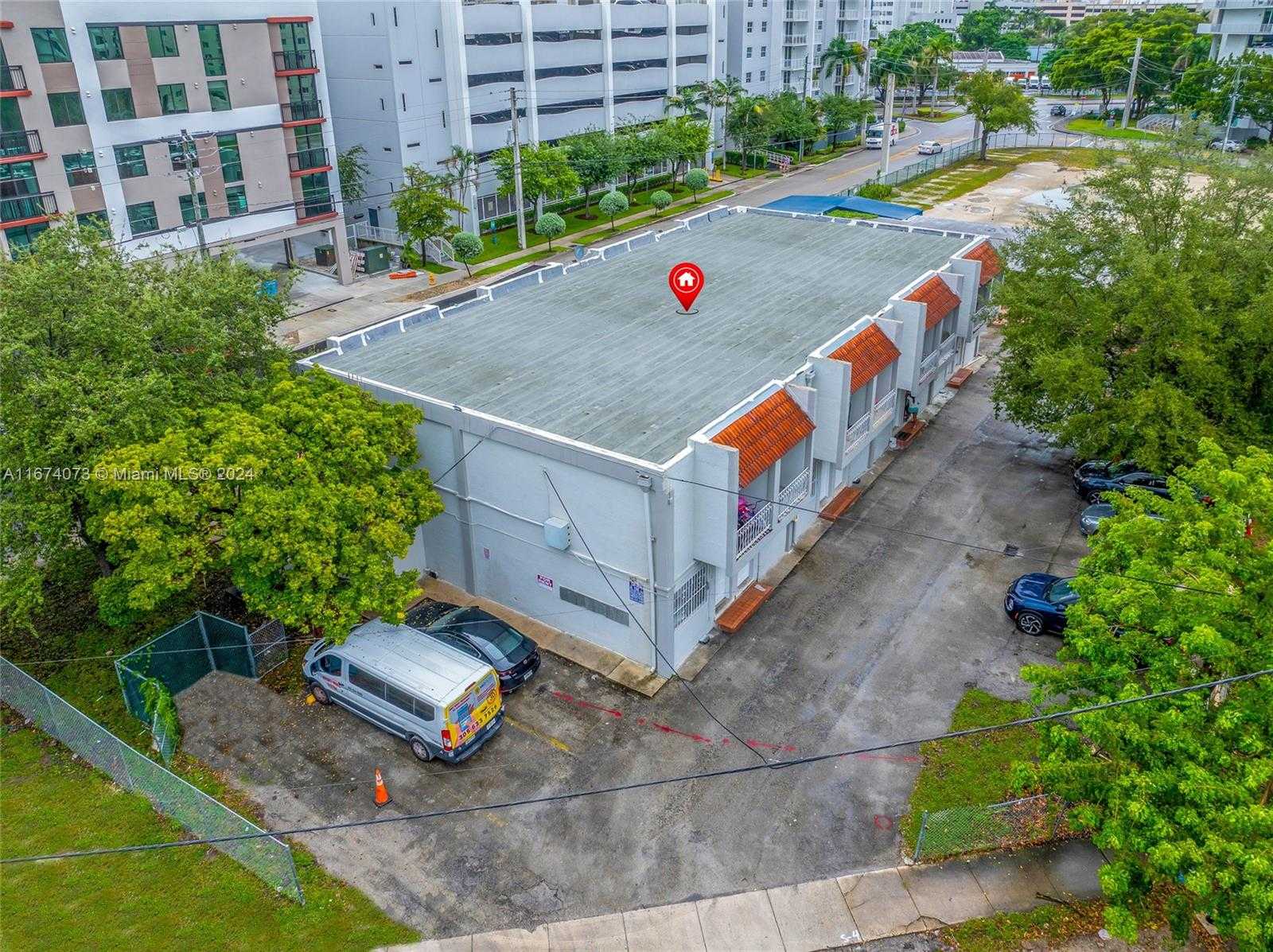 Small Image of 1560 NORTH WEST 15TH ST RD, Miami Number 2