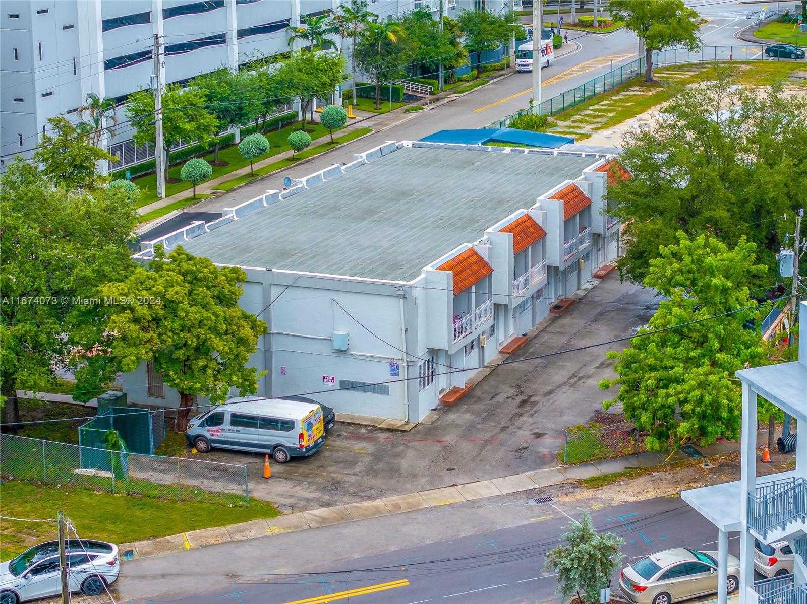 Small Image of 1560 NORTH WEST 15TH ST RD, Miami Number 21
