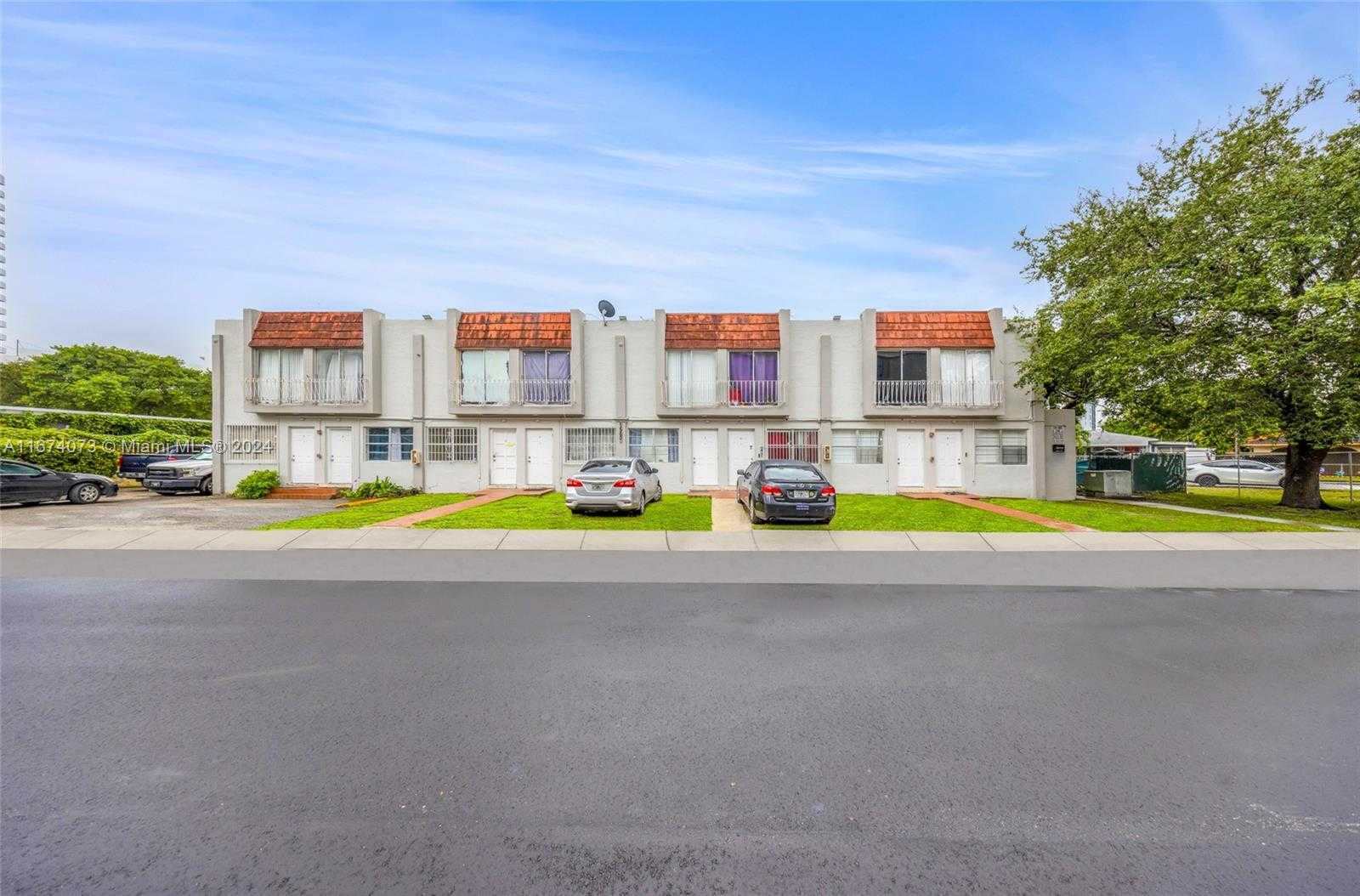 Small Image of 1560 NORTH WEST 15TH ST RD, Miami Number 26