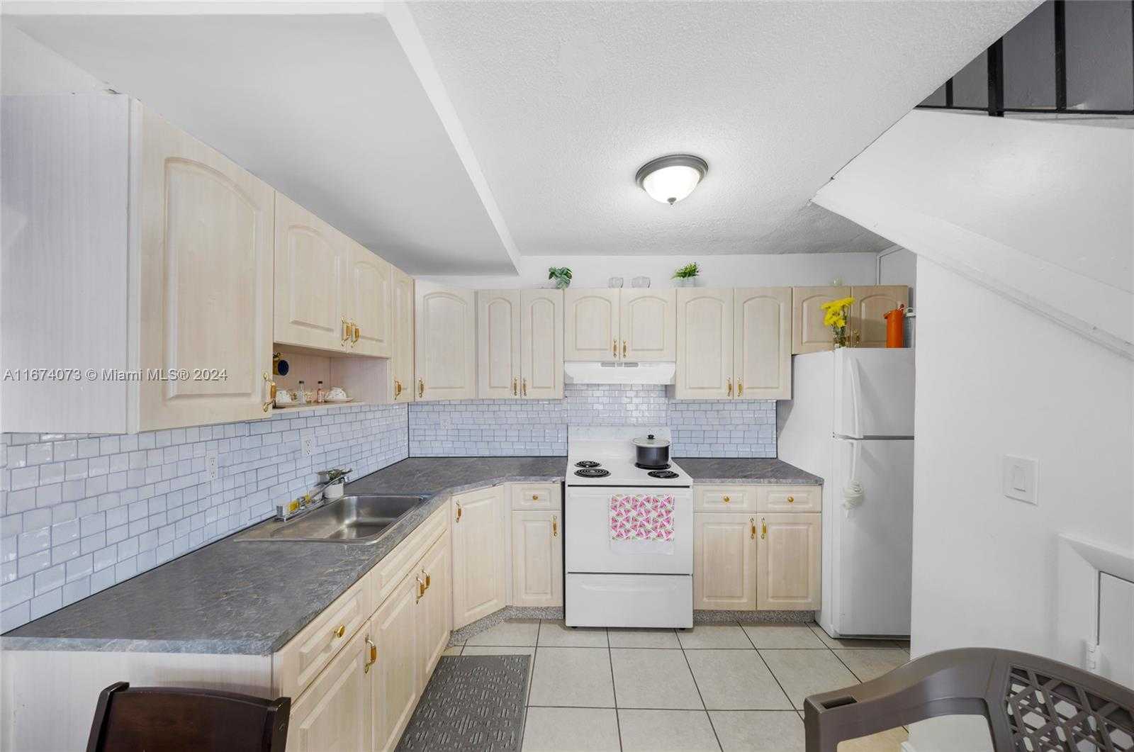 Small Image of 1560 NORTH WEST 15TH ST RD, Miami Number 31