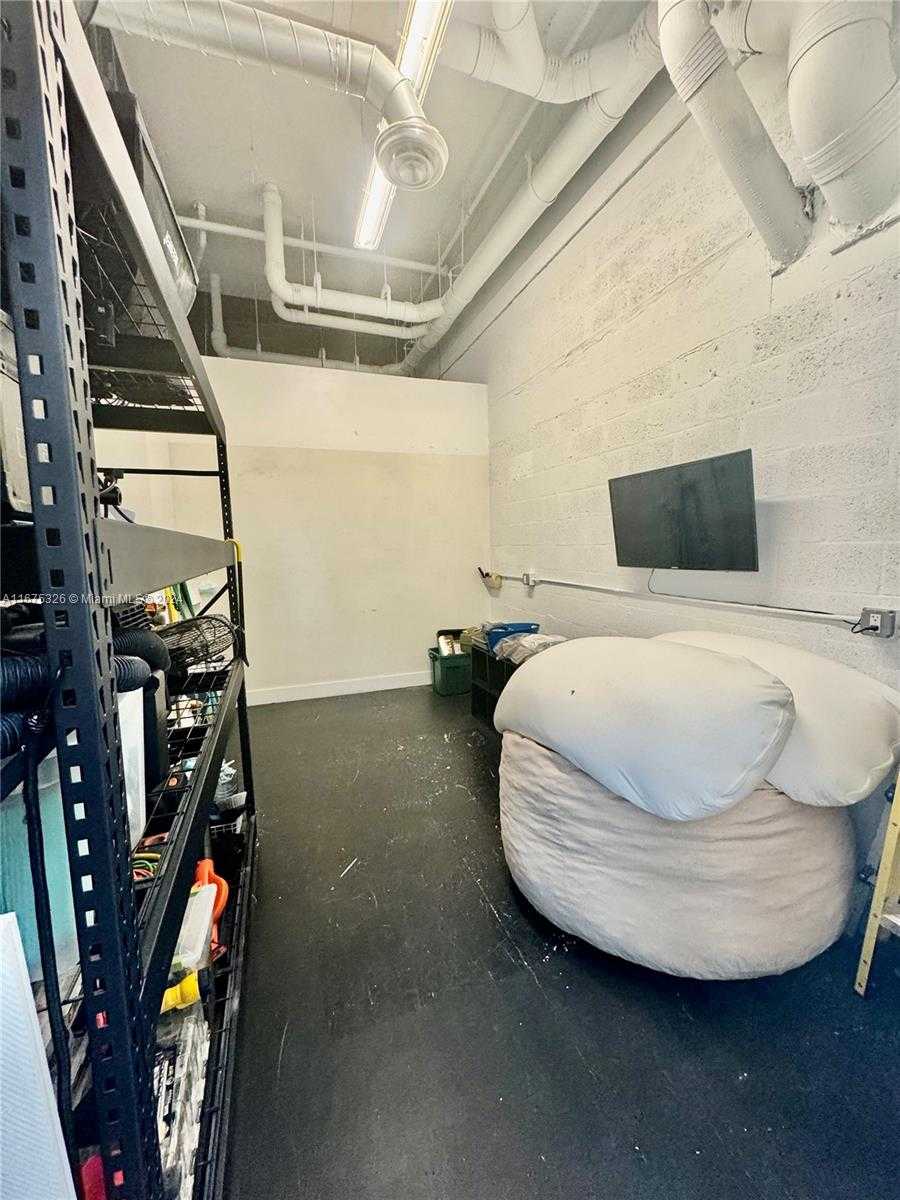 Small Image of 40 SOUTH WEST 13 ST #SPH3, Miami Number 7