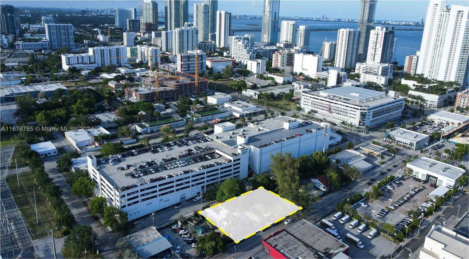 Small Image of 101 NORTH EAST 20TH ST, Miami Number 6