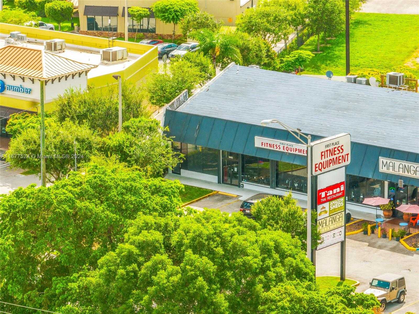 Small Image of 12253 SOUTH DIXIE HWY, Pinecrest Number 29