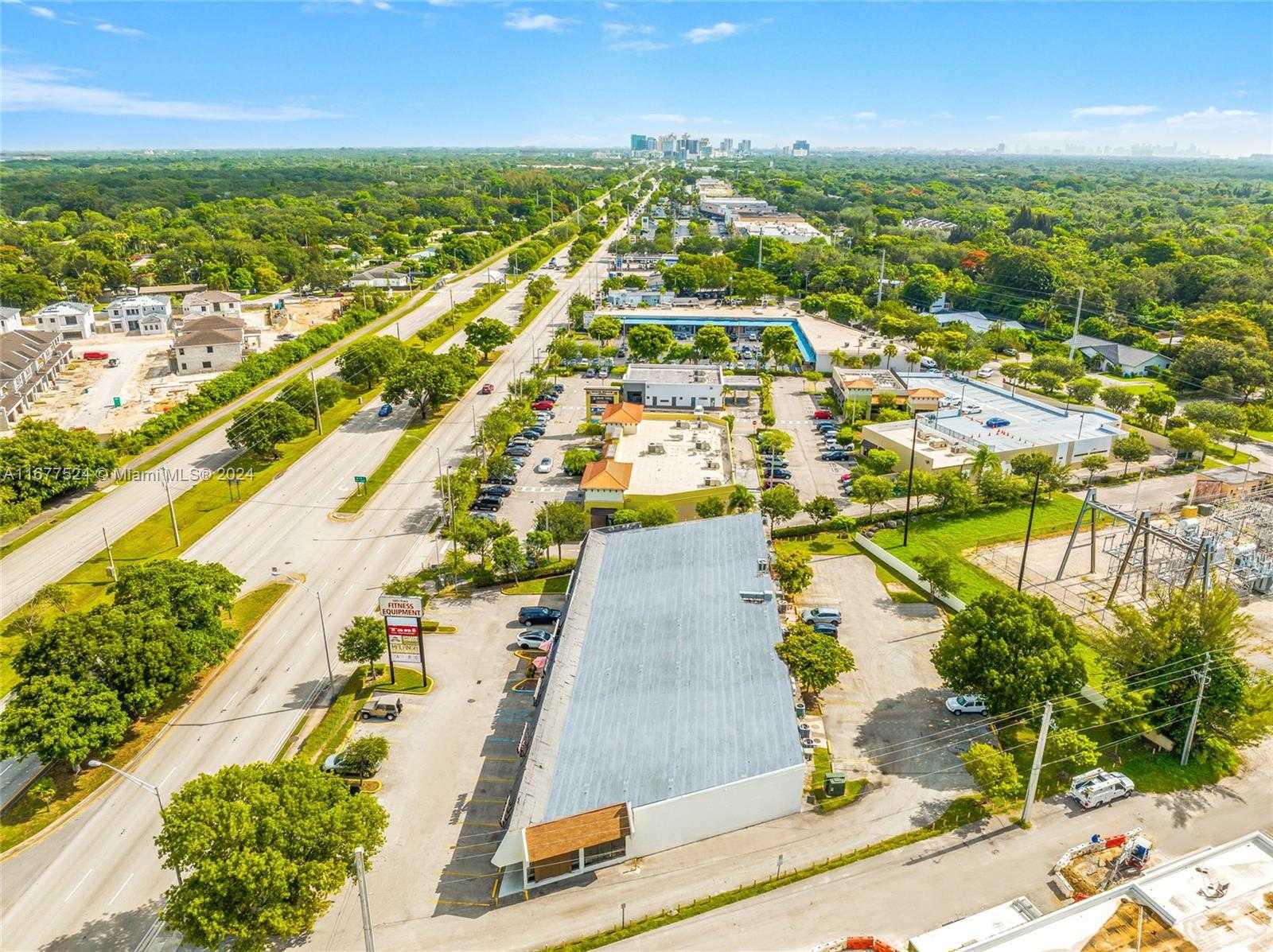 Small Image of 12253 SOUTH DIXIE HWY, Pinecrest Number 35