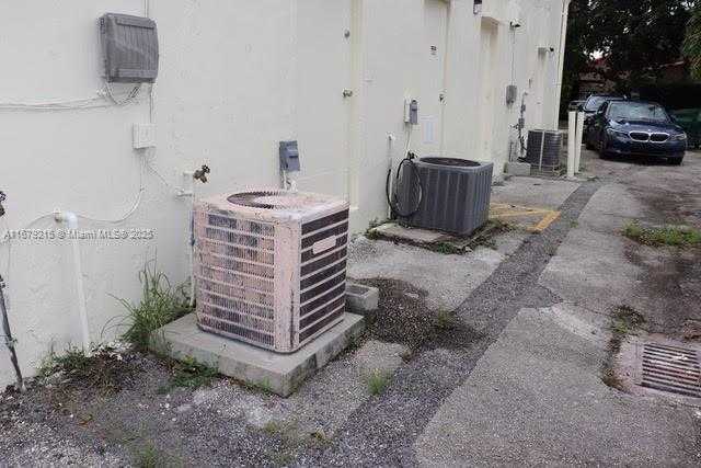 Small Image of 5500 SOUTH WEST 8TH ST #Pharmacy, Coral Gables Number 32