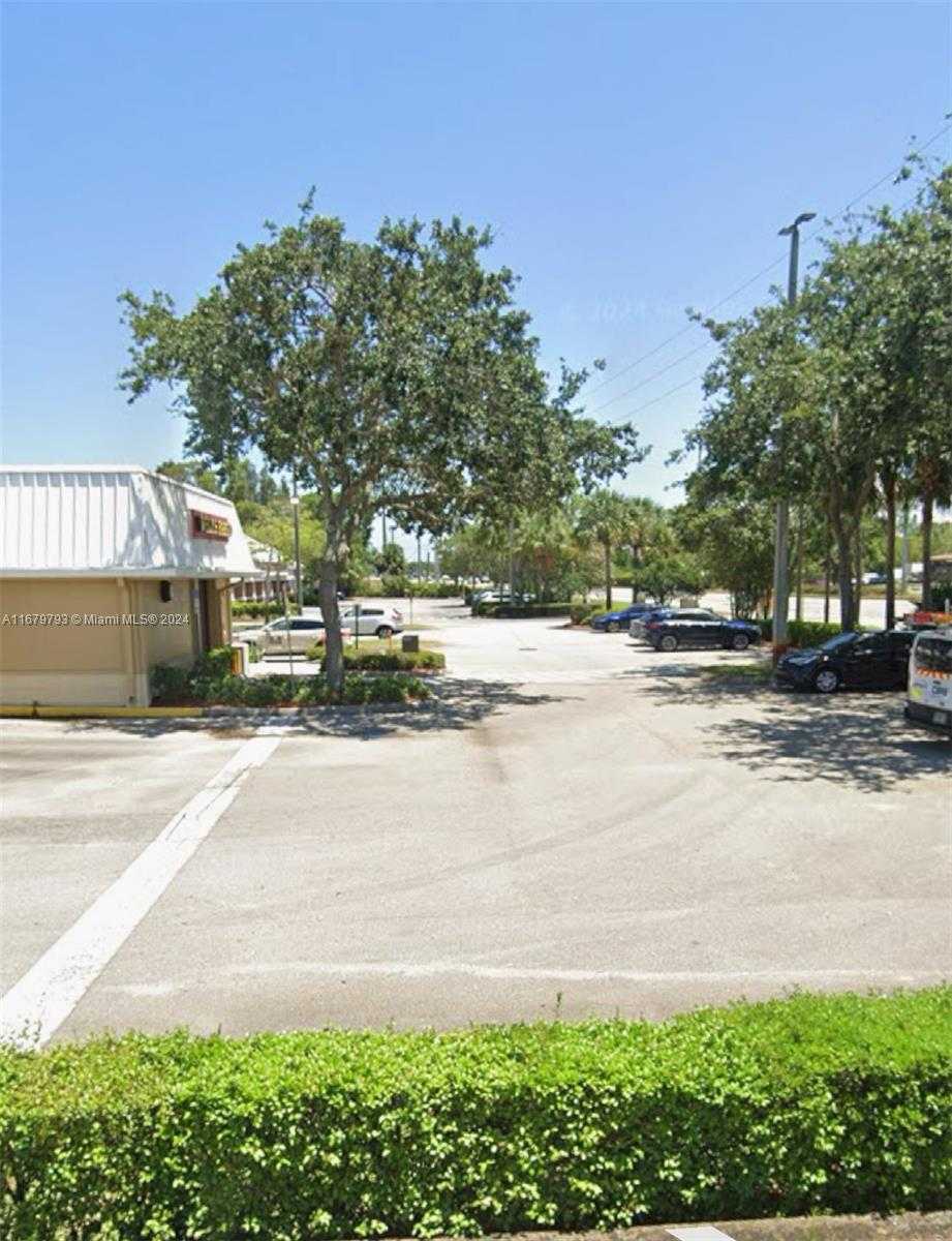 Small Image of 5547 SOUTH EAST FEDERAL HWY, Stuart Number 3