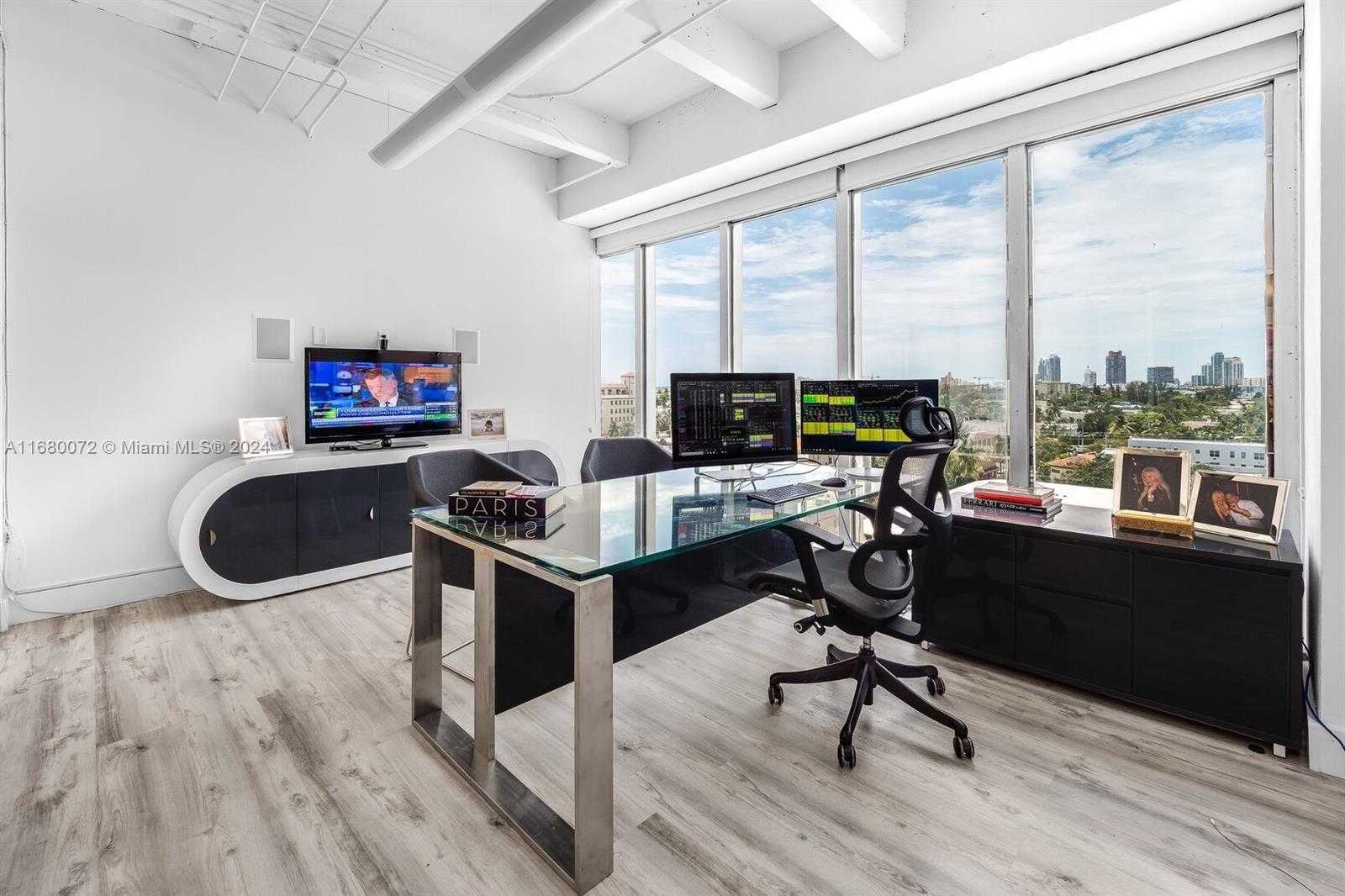 Small Image of 1680 MICHIGAN AVE #PH5, Miami Beach Number 5