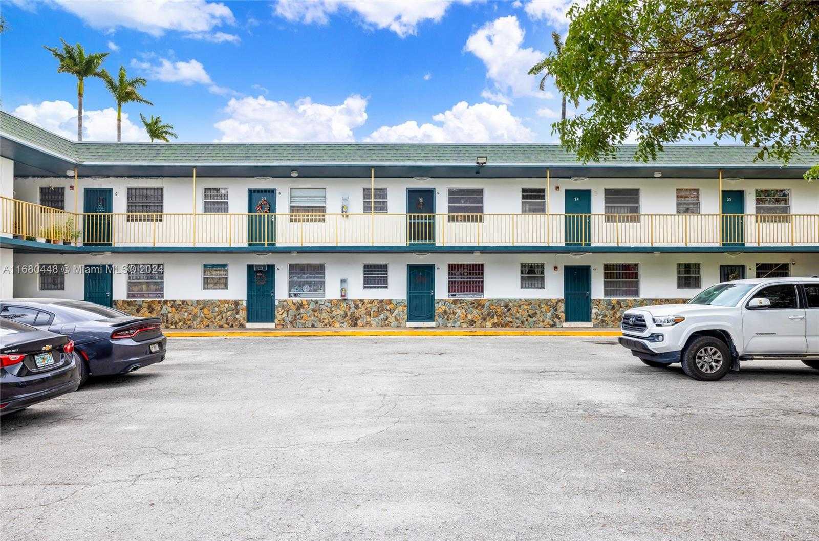 Small Image of 2629 NW 17th Ave, Miami, FL 33142, USA Number 10