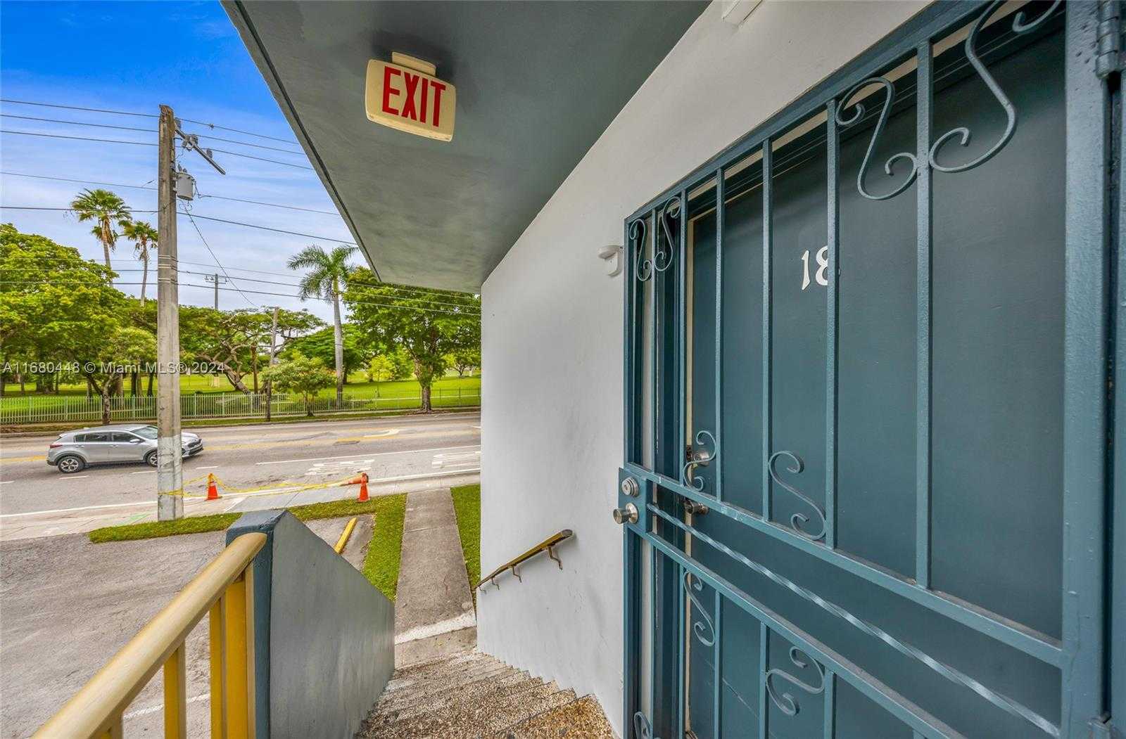 Small Image of 2629 NW 17th Ave, Miami, FL 33142, USA Number 29