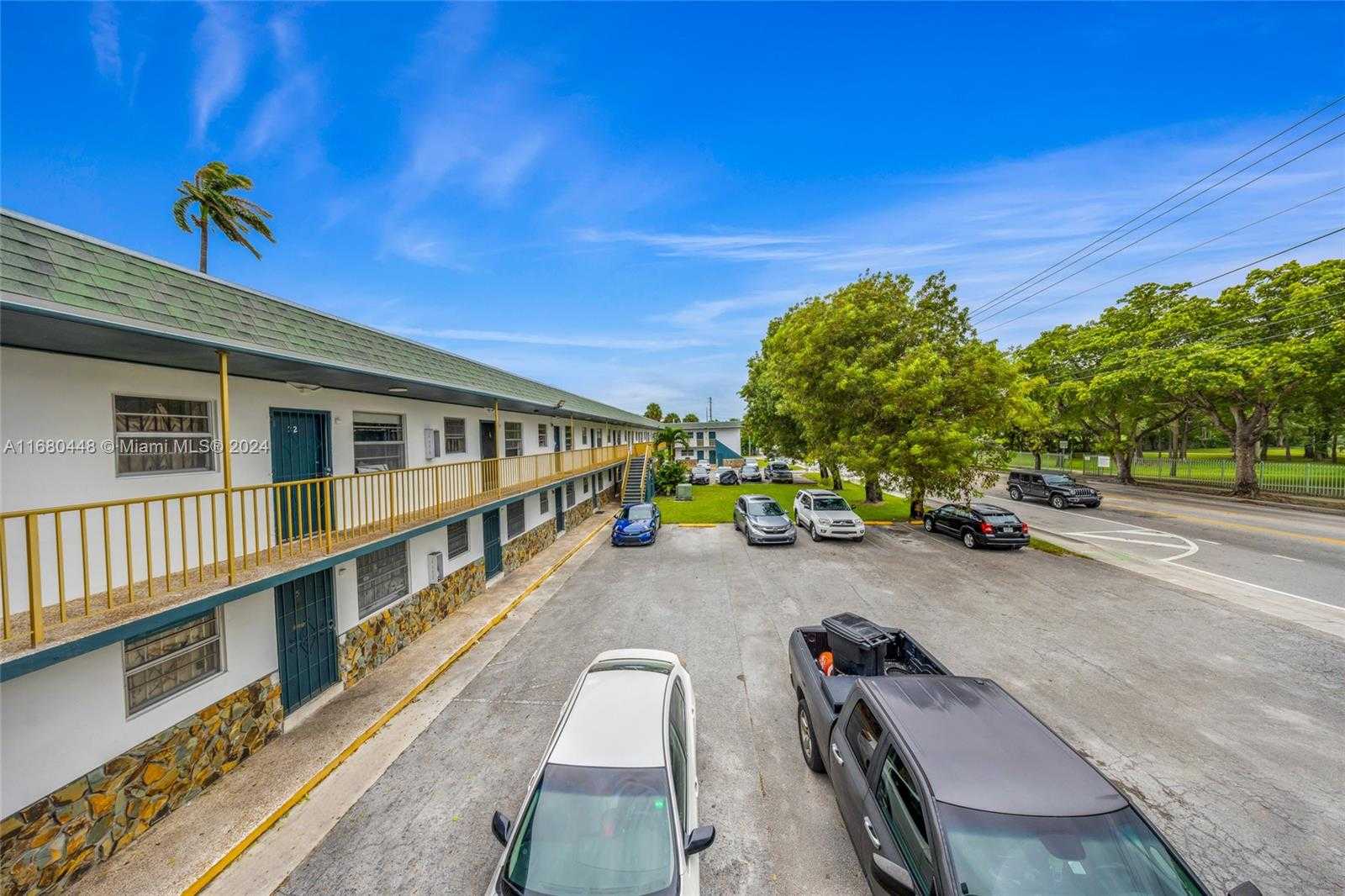 Small Image of 2629 NW 17th Ave, Miami, FL 33142, USA Number 30