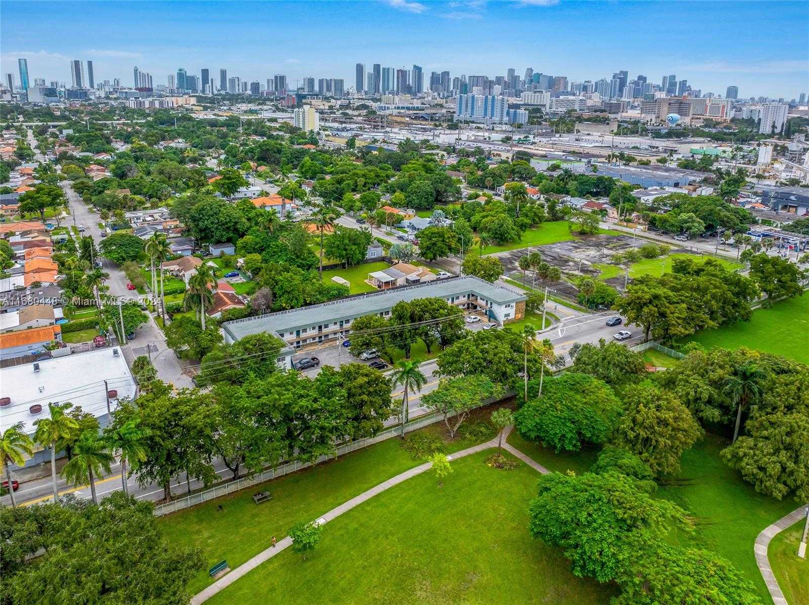 Small Image of 2629 NW 17th Ave, Miami, FL 33142, USA Number 35