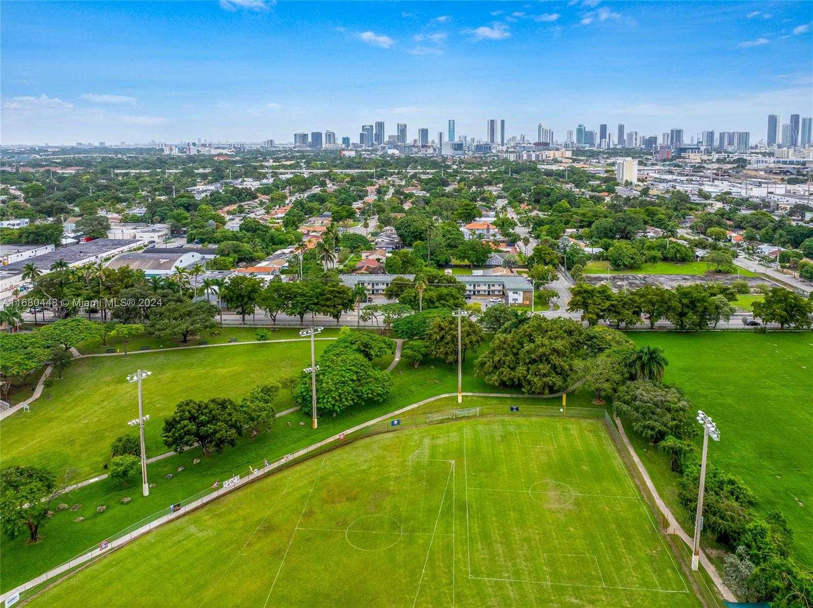 Small Image of 2629 NW 17th Ave, Miami, FL 33142, USA Number 37