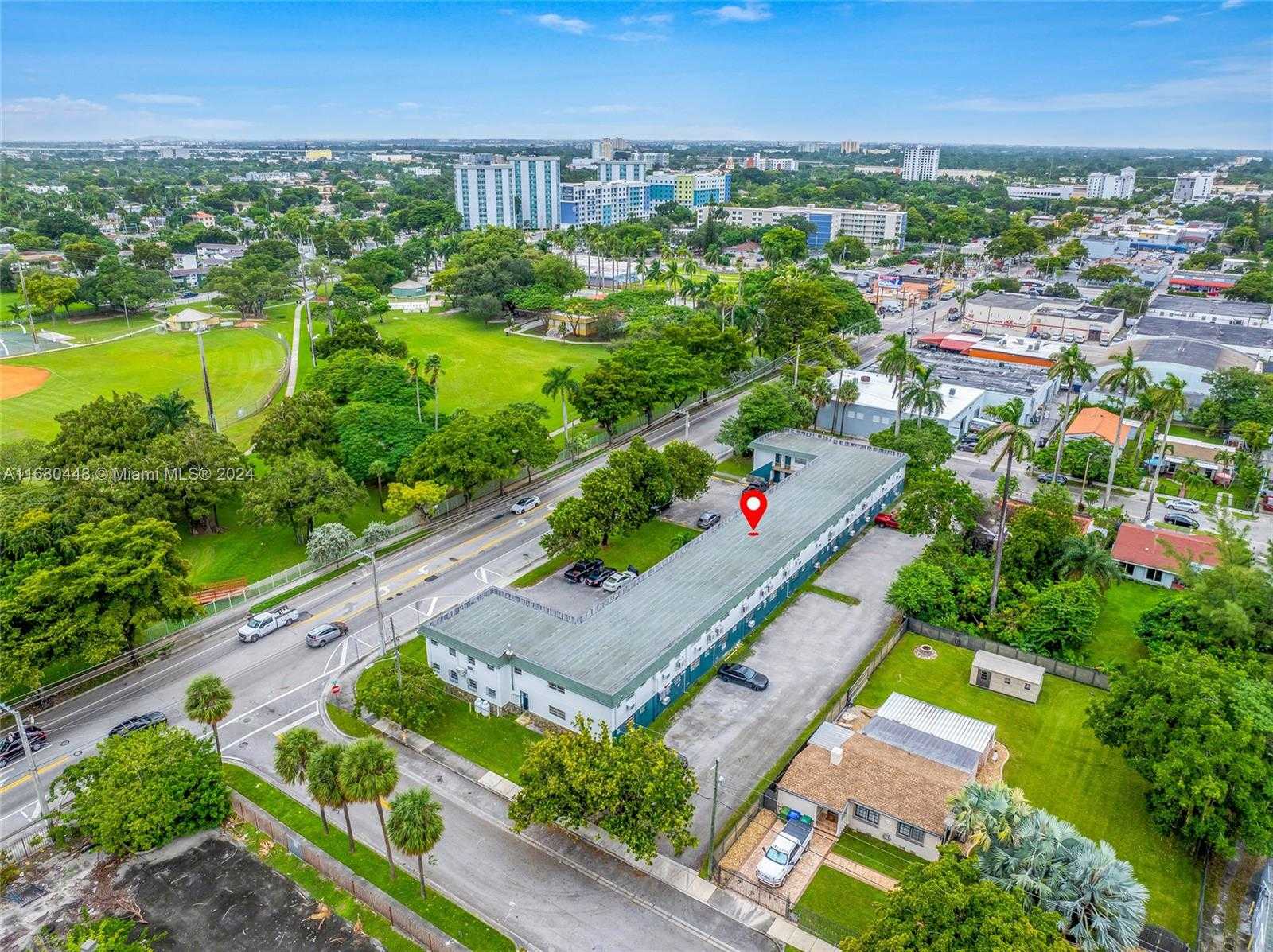 Small Image of 2629 NW 17th Ave, Miami, FL 33142, USA Number 54
