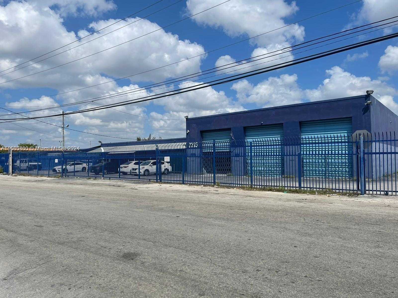 Small Image of 3235 NORTH WEST 41ST ST, Miami Number 2
