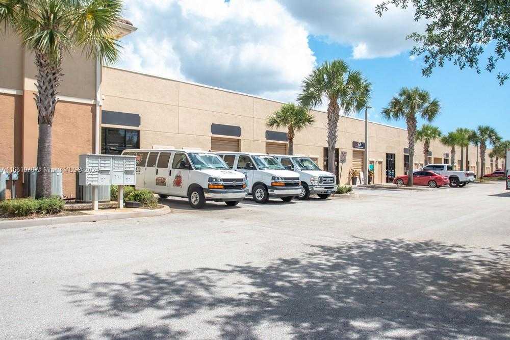 Small Image of 464 SOUTH WEST PORT ST LUCIE BLVD #405, Port St. Lucie Number 4