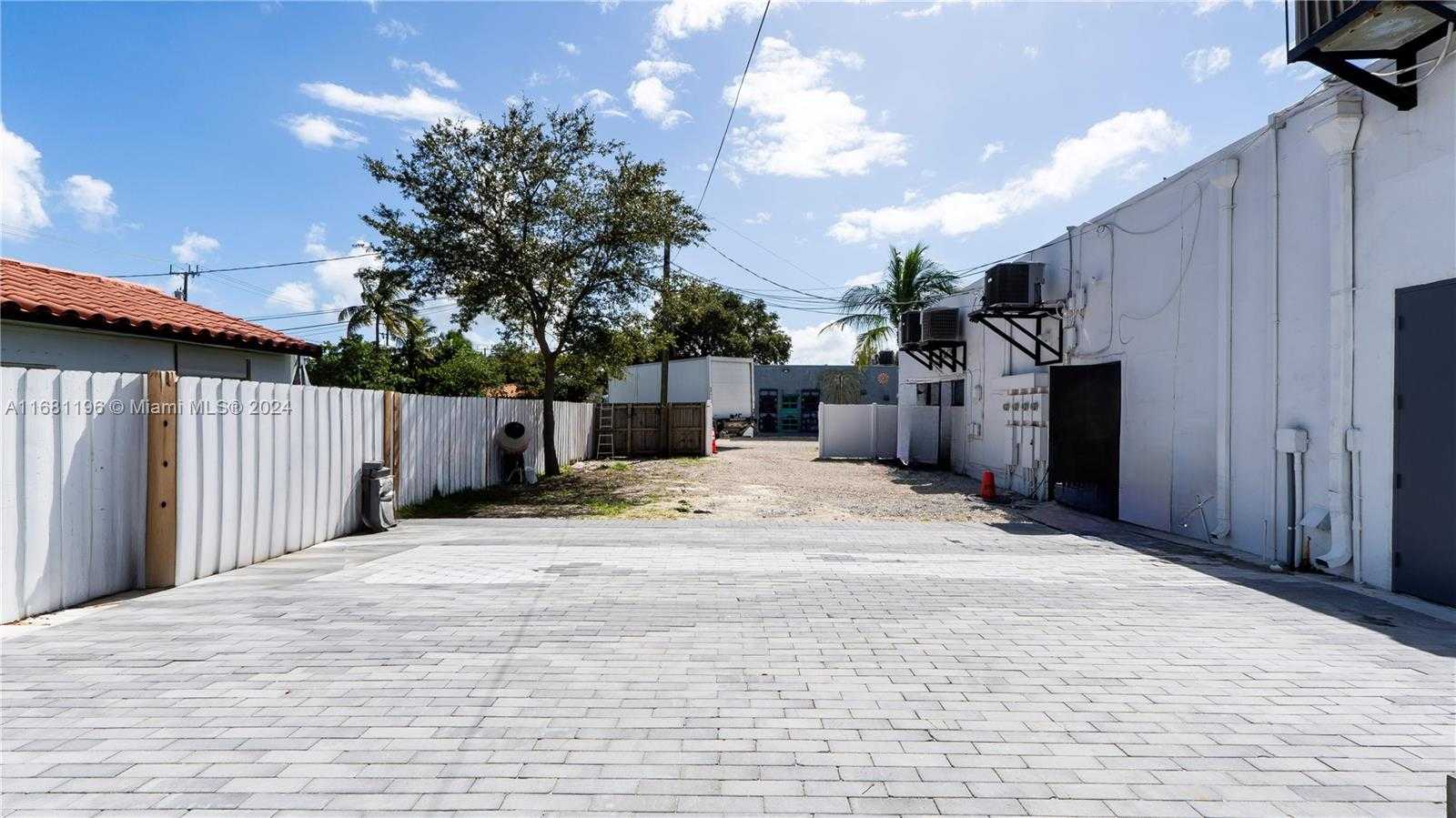 Small Image of 17 SOUTH FEDERAL HWY, Dania Beach Number 11