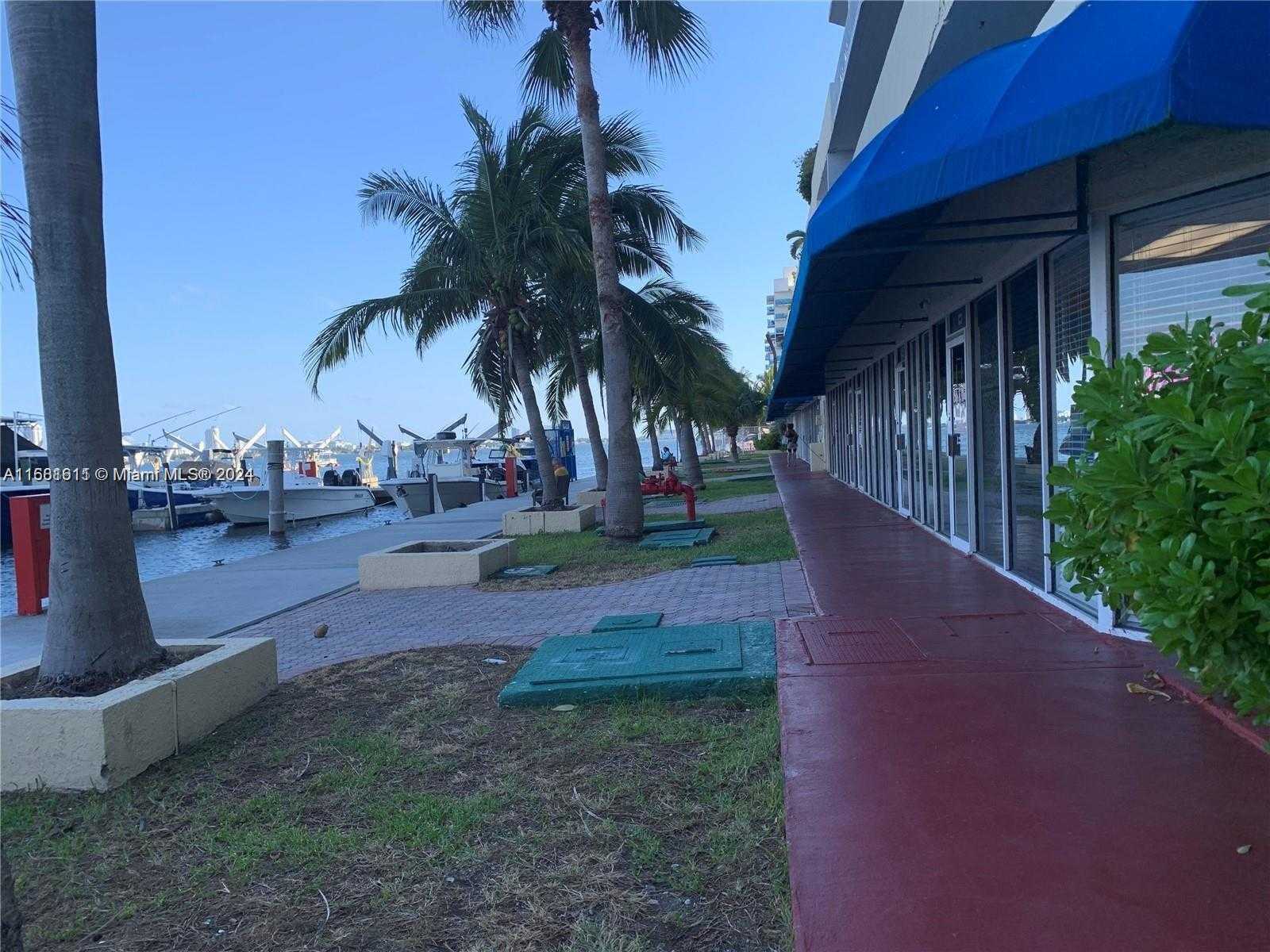 Small Image of 7601 EAST TREASURE DR #CU-4, North Bay Village Number 5