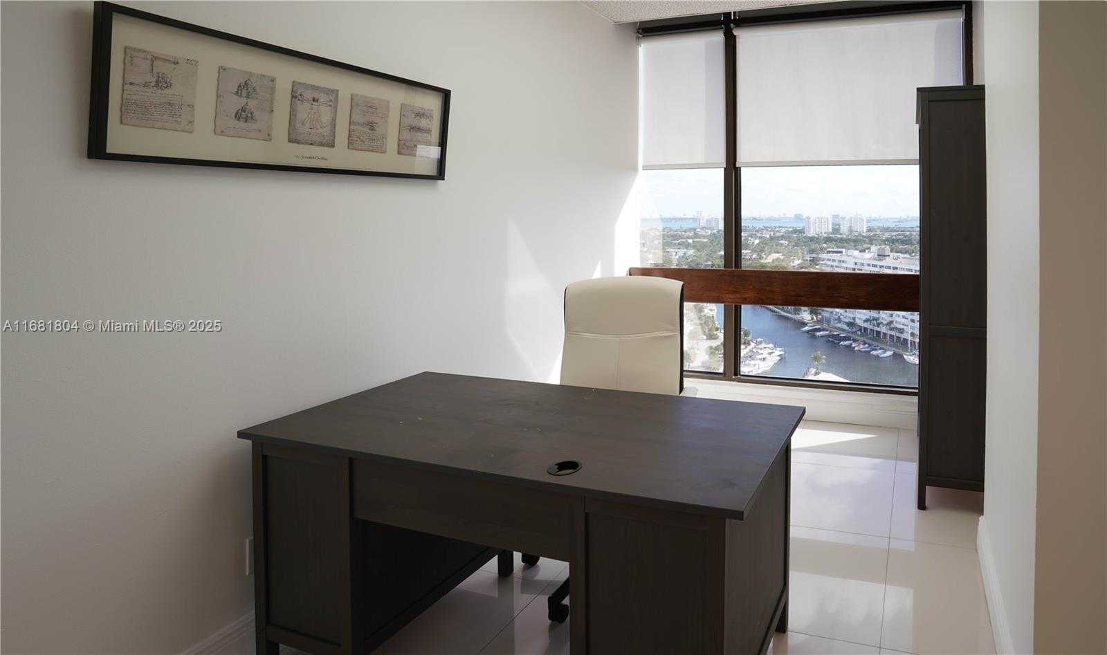 Small Image of 13499 BISCAYNE BLVD #CUT3, North Miami Number 15