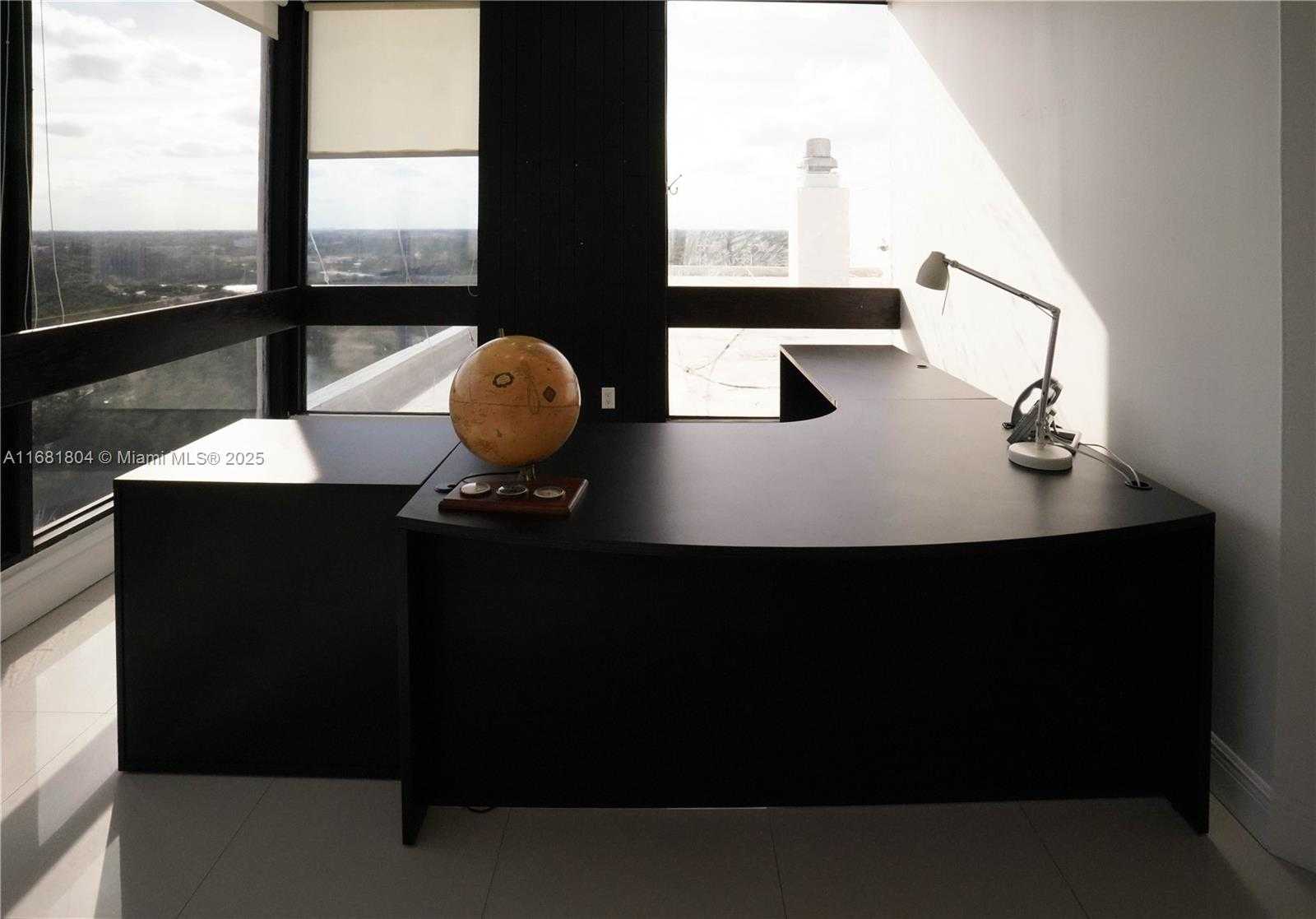 Small Image of 13499 BISCAYNE BLVD #CUT3, North Miami Number 18
