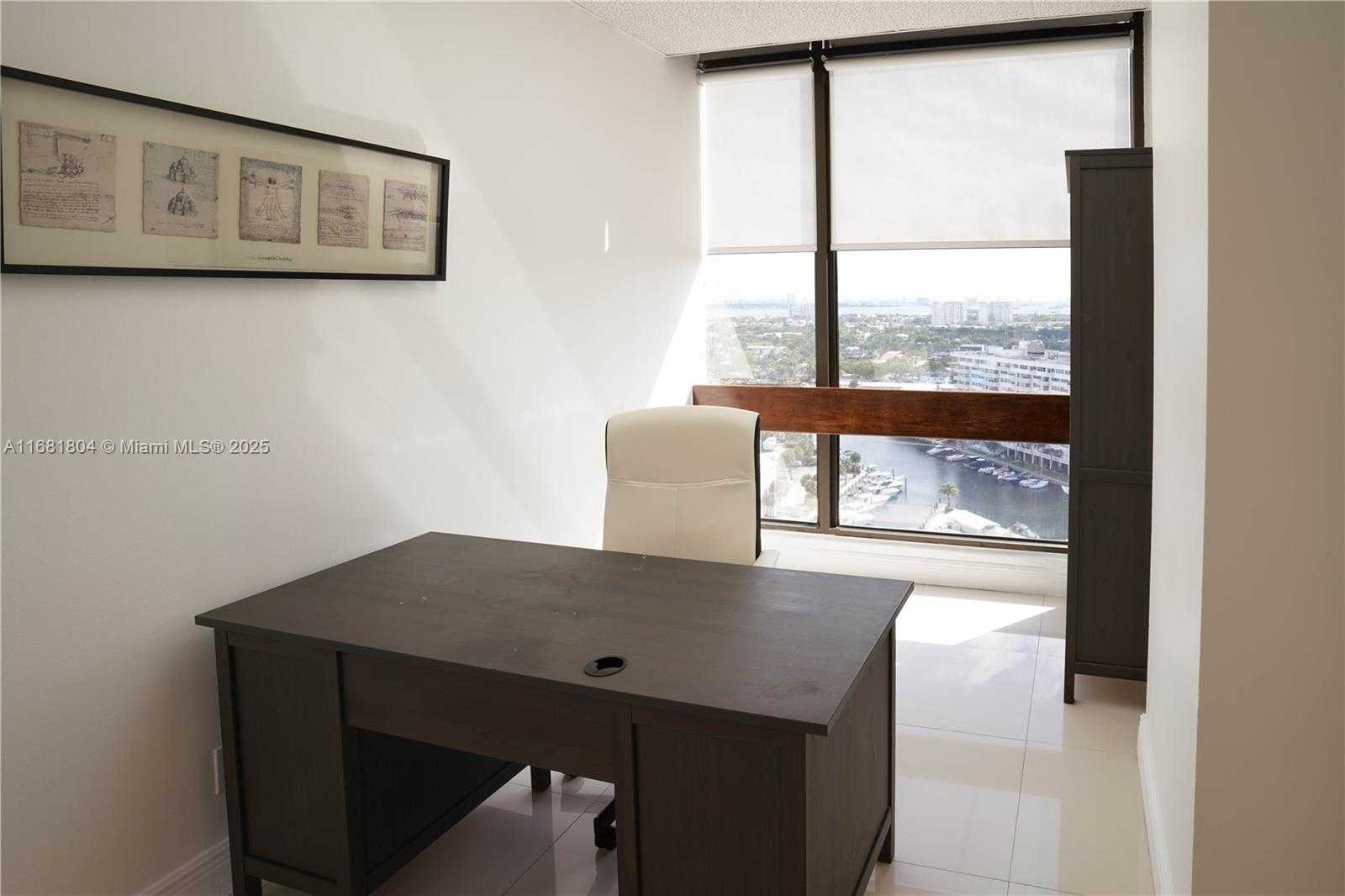 Small Image of 13499 BISCAYNE BLVD #CUT3, North Miami Number 5