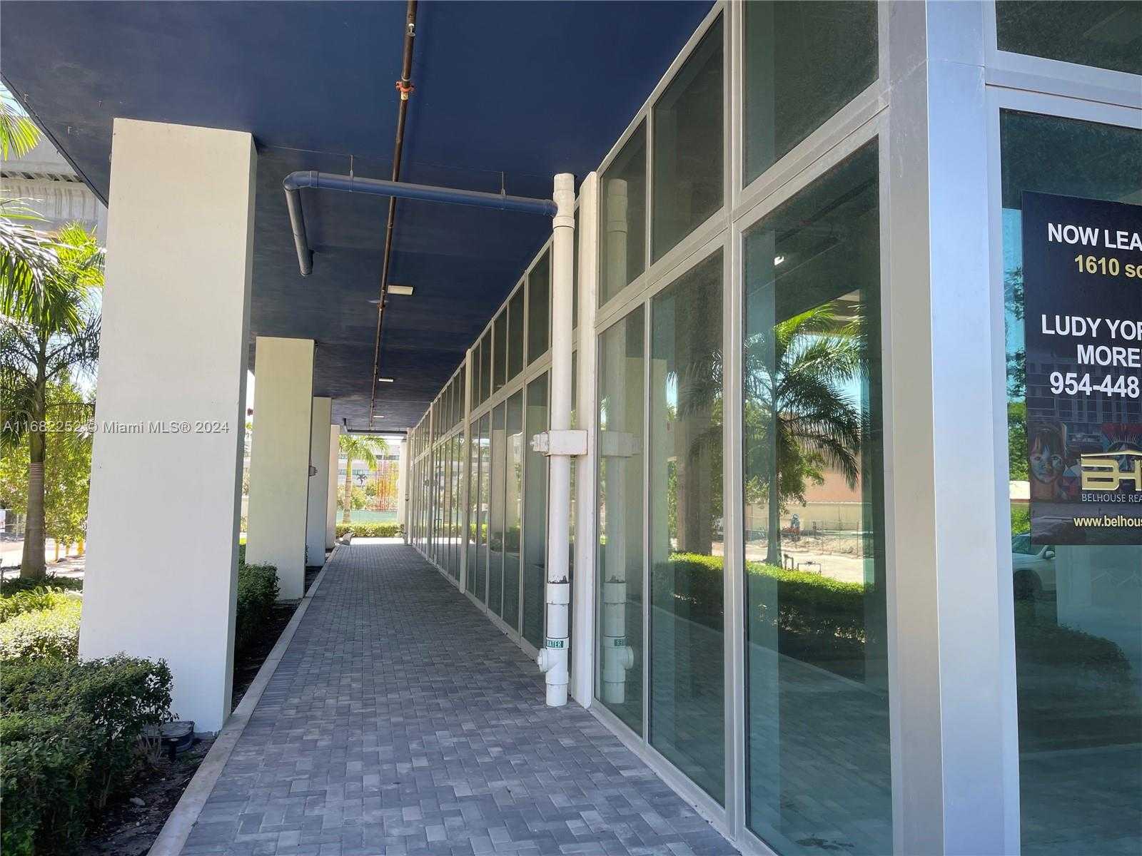 Small Image of 2820 NORTH EAST 214TH ST #3, Aventura Number 4