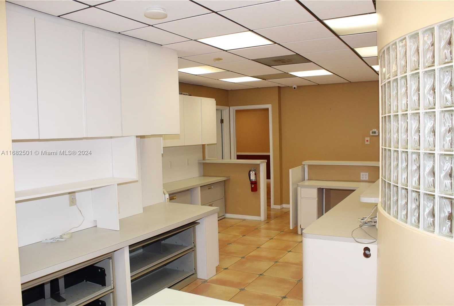 Small Image of 7800 WEST OAKLAND PARK BLVD #4A11, Sunrise Number 17