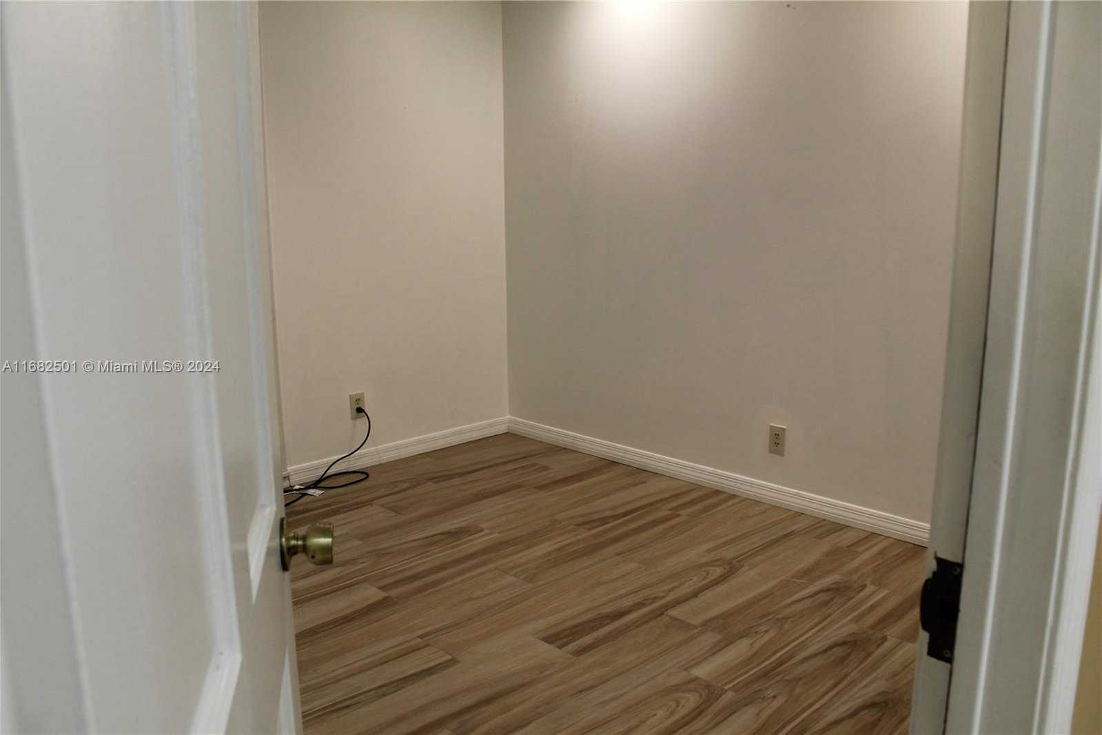 Small Image of 7800 WEST OAKLAND PARK BLVD #4A11, Sunrise Number 32