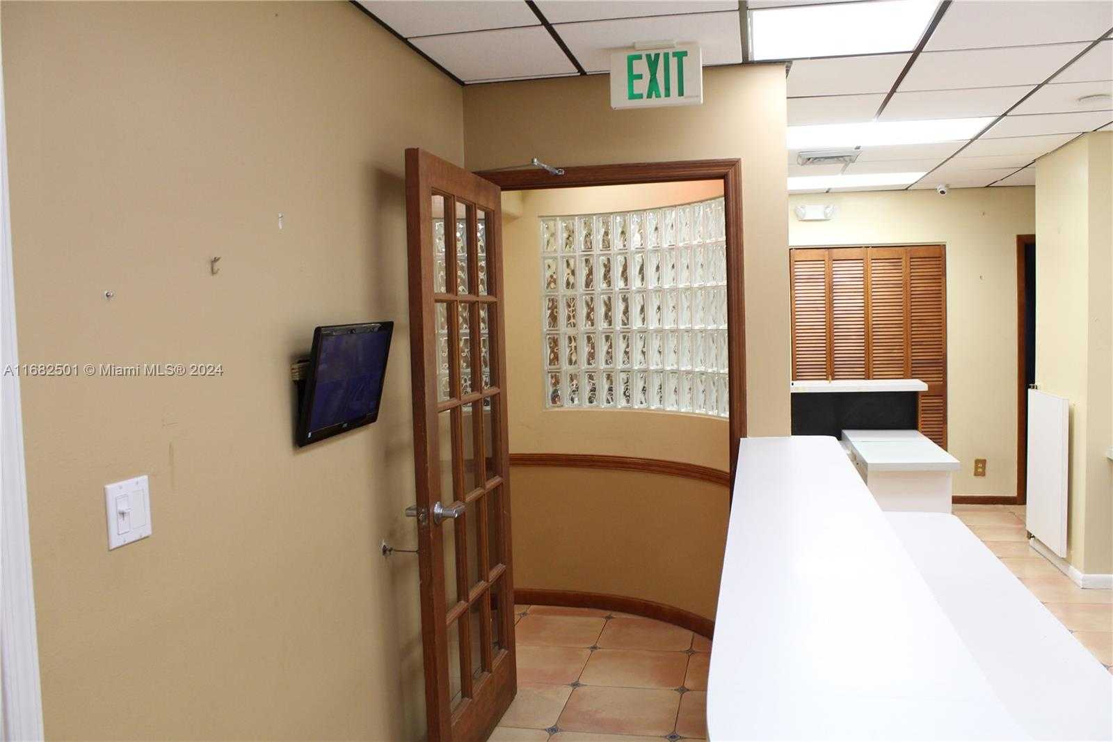Small Image of 7800 WEST OAKLAND PARK BLVD #4A11, Sunrise Number 35
