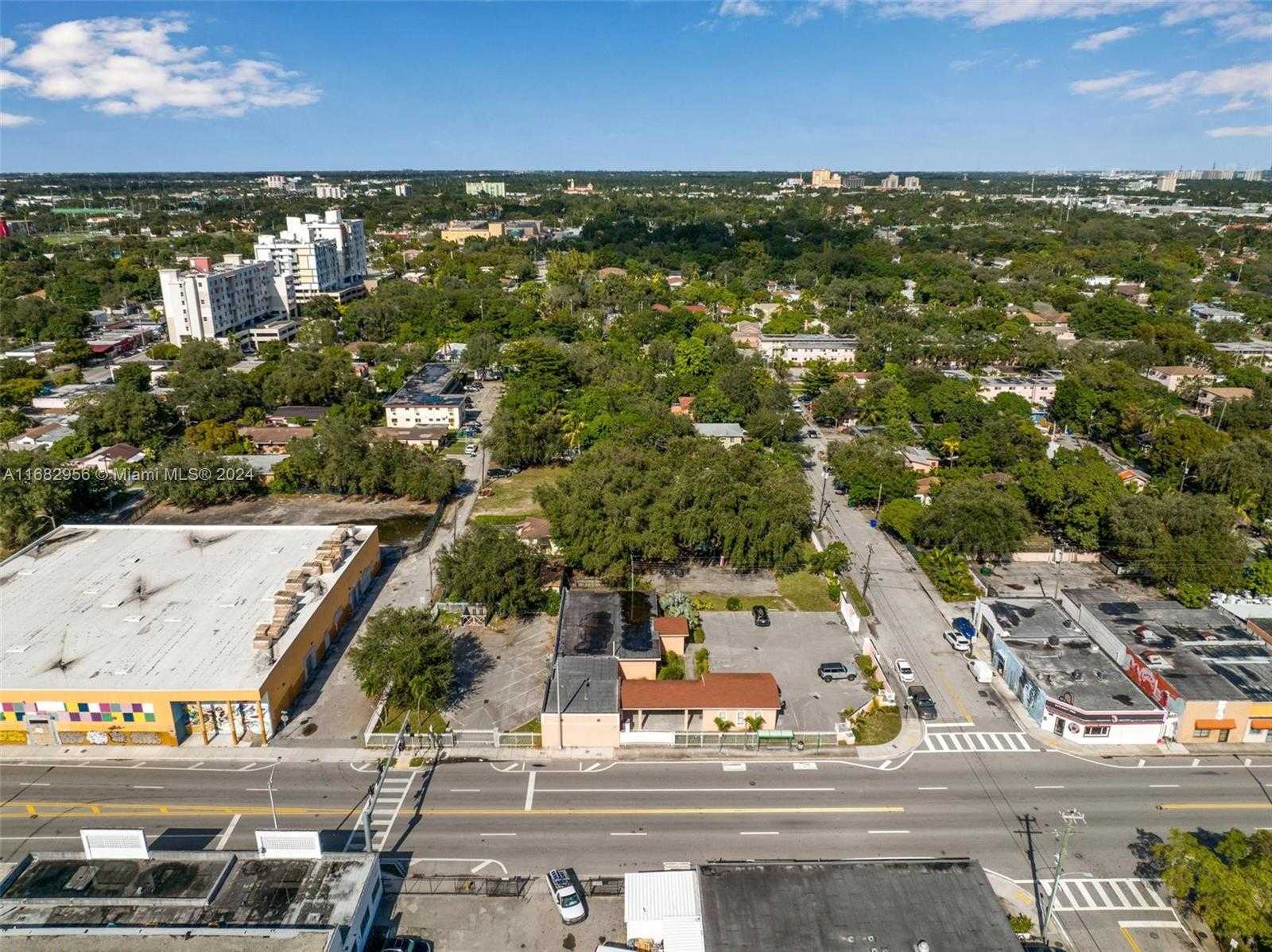 Small Image of 111 NORTH WEST 54TH ST, Miami Number 11