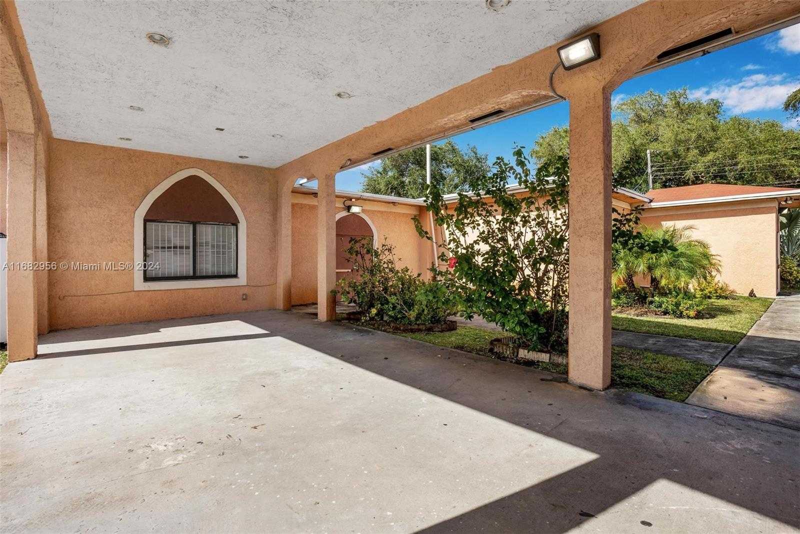 Small Image of 111 NORTH WEST 54TH ST, Miami Number 26