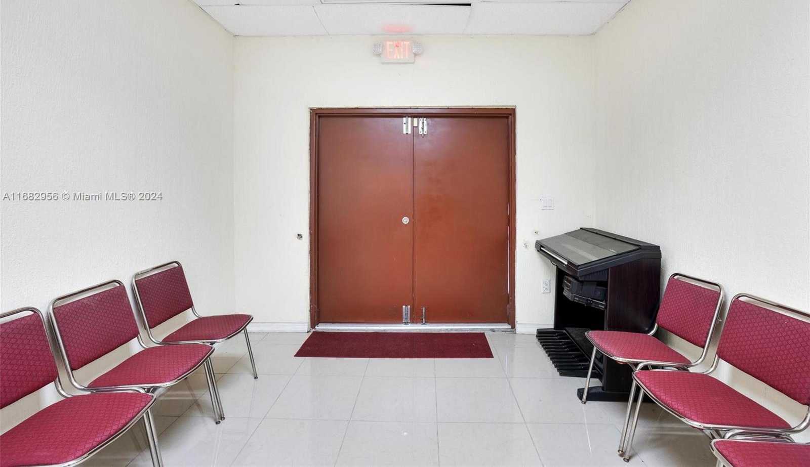 Small Image of 111 NORTH WEST 54TH ST, Miami Number 27