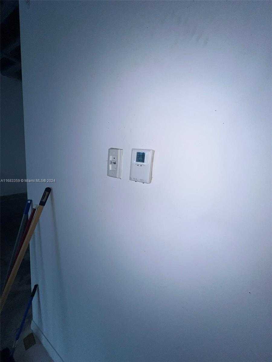 Small Image of 112 NORTH KROME AVE, Homestead Number 13
