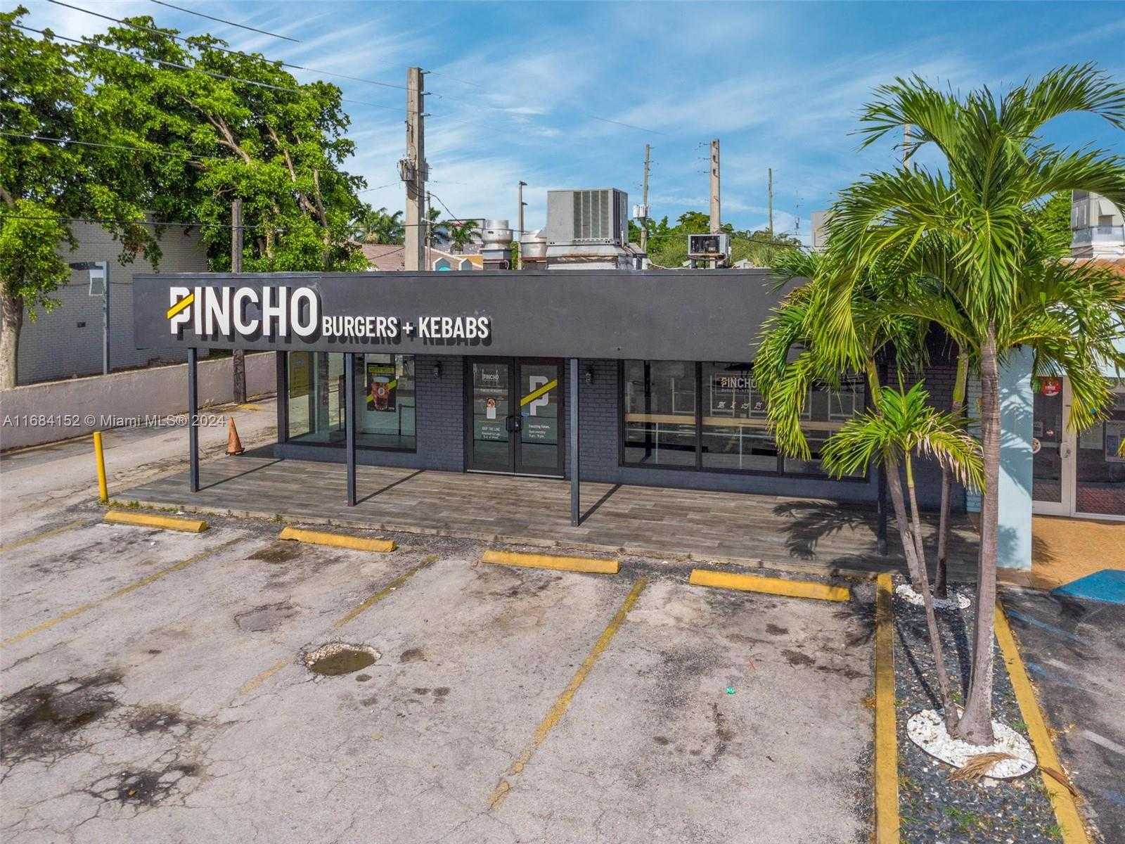 Small Image of 4950 W 12th Ave, Hialeah, FL 33012, USA Number 20