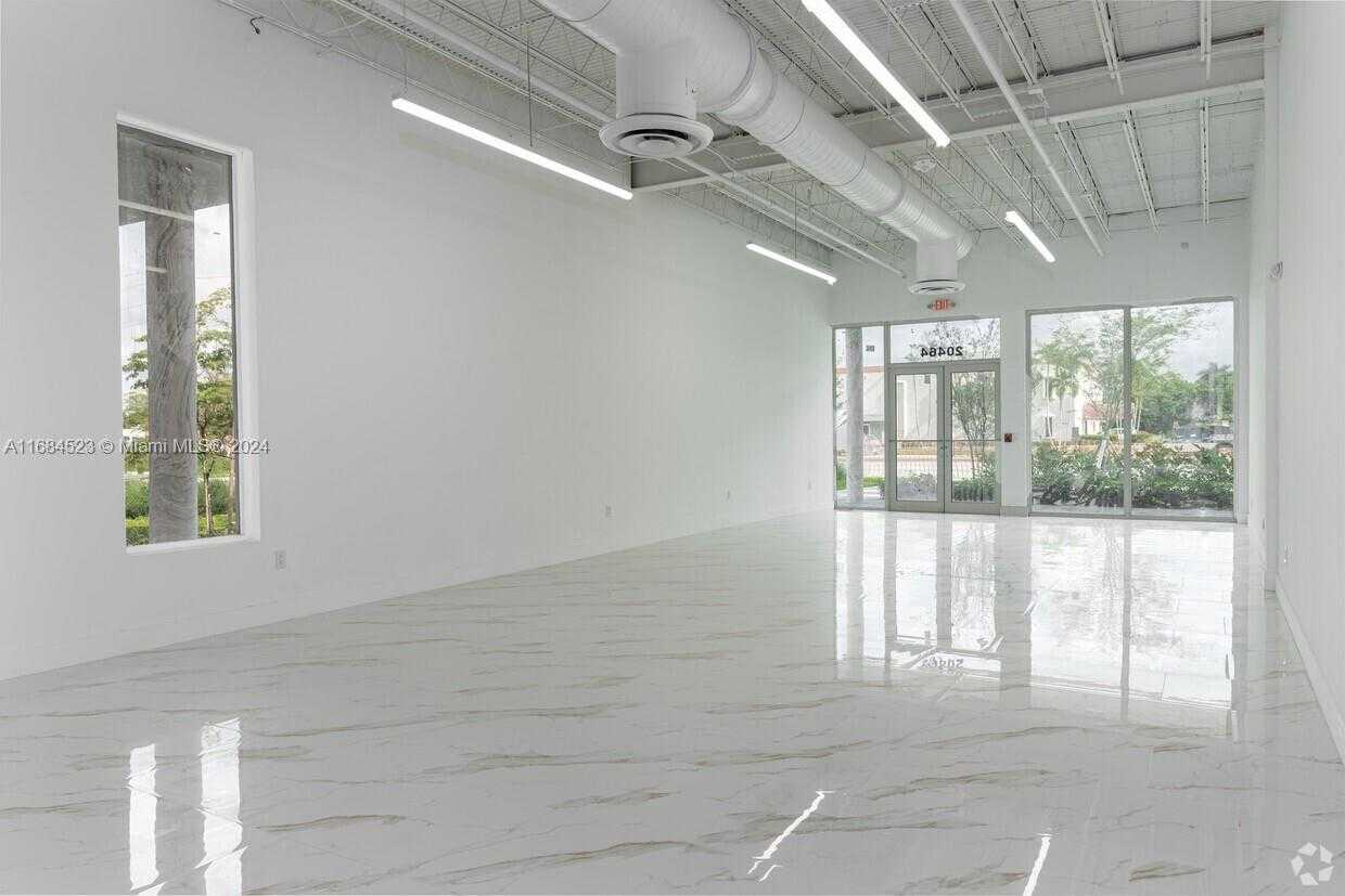 Small Image of 20450 NORTH WEST 2ND AVE #20452, Miami Gardens Number 4