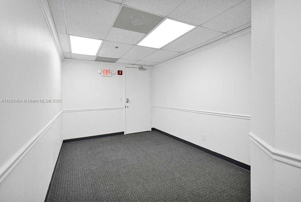 Small Image of 2691 EAST OAKLAND PARK BLVD #304, Fort Lauderdale Number 10