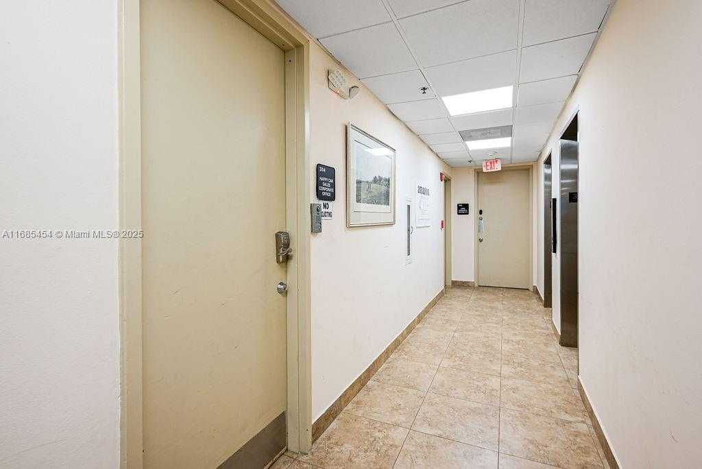 Small Image of 2691 EAST OAKLAND PARK BLVD #304, Fort Lauderdale Number 100