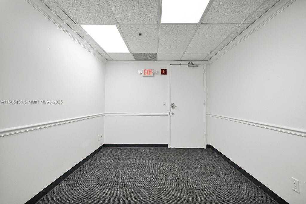Small Image of 2691 EAST OAKLAND PARK BLVD #304, Fort Lauderdale Number 12