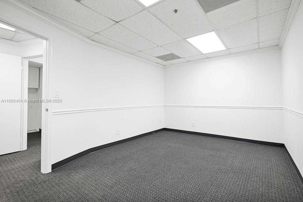 Small Image of 2691 EAST OAKLAND PARK BLVD #304, Fort Lauderdale Number 14