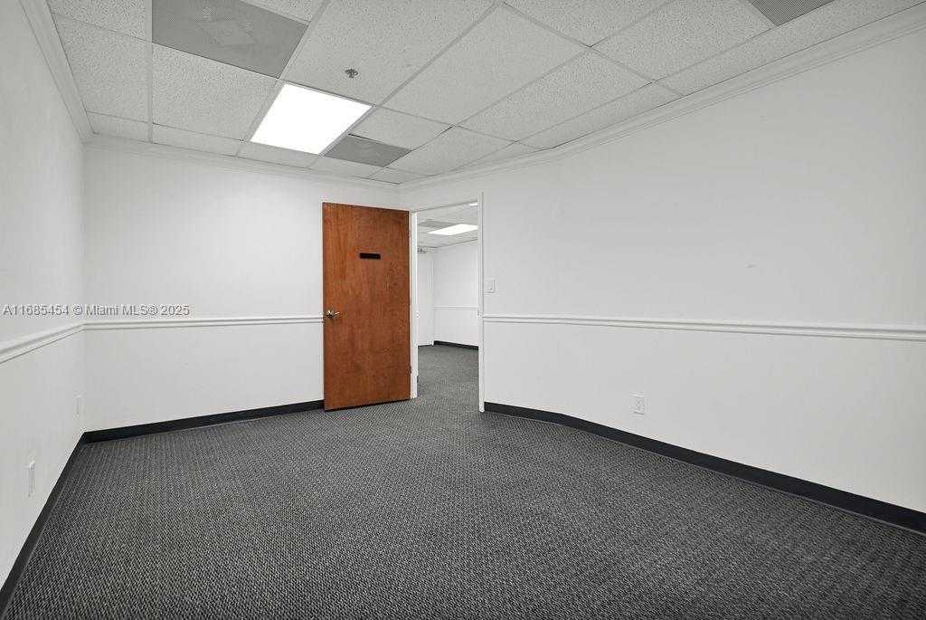 Small Image of 2691 EAST OAKLAND PARK BLVD #304, Fort Lauderdale Number 15