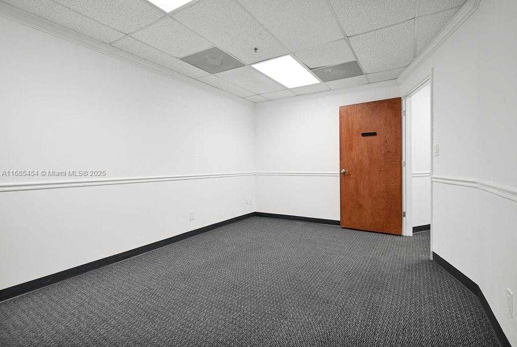 Small Image of 2691 EAST OAKLAND PARK BLVD #304, Fort Lauderdale Number 17