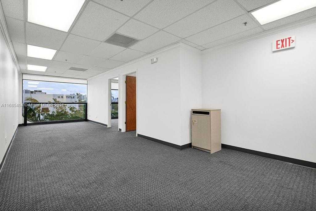 Small Image of 2691 EAST OAKLAND PARK BLVD #304, Fort Lauderdale Number 23